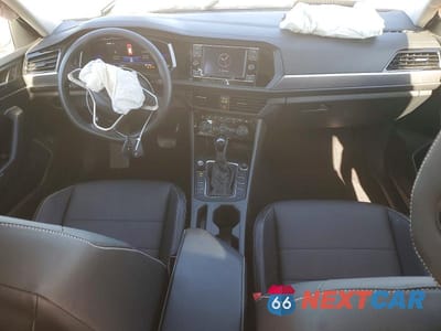 Zdjęcie 8 z 12 samochodu: 2022 VOLKSWAGEN JETTA SE VIN:3VW7M7BU4NM033256 - miniatura