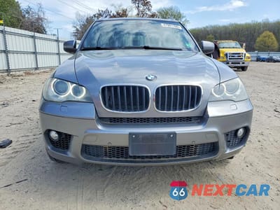 Piąte zdjęcie samochodu w środku: 2013 BMW X5 XDRIVE35I VIN:5UXZV4C58D0B20398 - miniatura