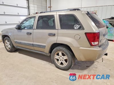 Drugie zdjęcie samochodu z przodu: 2005 JEEP GRAND CHEROKEE LAREDO VIN:1J4HS48N05C536760 - miniatura