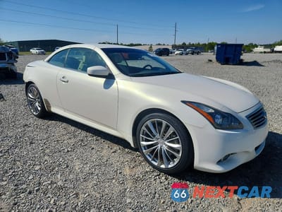 Czwarte zdjęcie samochodu z boku: 2013 INFINITI G37 CONVERTIBLE BASE VIN:JN1CV6FEXDM770700 - miniatura