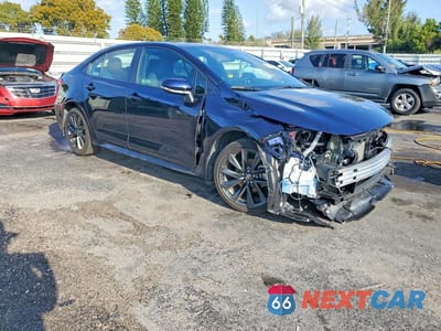 Czwarte zdjęcie samochodu z boku: 2025 TOYOTA COROLLA SE VIN:5YFS4MCE0SP218637 - miniatura