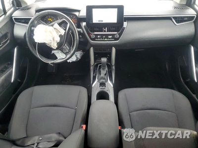Zdjęcie 8 z 12 samochodu: 2024 TOYOTA COROLLA CROSS LE VIN:7MUCAAAGXRV091001 - miniatura