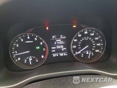 Zdjęcie 9 z 12 samochodu: 2018 HYUNDAI ELANTRA SE VIN:5NPD74LF7JH399482 - miniatura