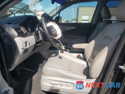 Zdjęcie 7 z 13 samochodu: 2017 HONDA PILOT EXL VIN:5FNYF5H5XHB025919 - miniatura