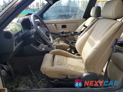 Zdjęcie 7 z 12 samochodu: 1987 BMW 325 IS VIN:WBAAA1305H8251514 - miniatura