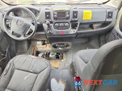Zdjęcie 8 z 12 samochodu: 2020 RAM PROMASTER 3500 CARGO VIN:3C6URVJG4LE129202 - miniatura
