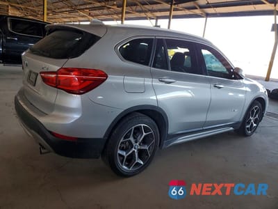 Trzecie zdjęcie samochodu z tyłu: 2018 BMW X1 SDRIVE28I VIN:WBXHU7C36J5H42208 - miniatura