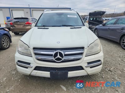 Piąte zdjęcie samochodu w środku: 2011 MERCEDES-BENZ GL 450 4MATIC VIN:4JGBF7BE3BA629768 - miniatura
