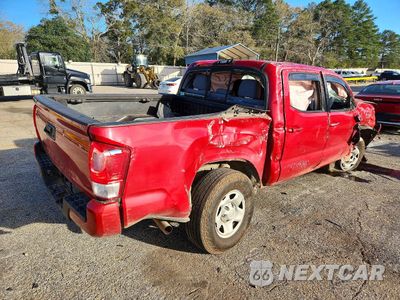 Trzecie zdjęcie samochodu z tyłu: 2017 TOYOTA TACOMA SR VIN:5TFAX5GN5HX083796 - miniatura