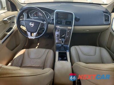 Zdjęcie 8 z 13 samochodu: 2014 VOLVO XC60 T6 VIN:YV4902DZ5E2540433 - miniatura