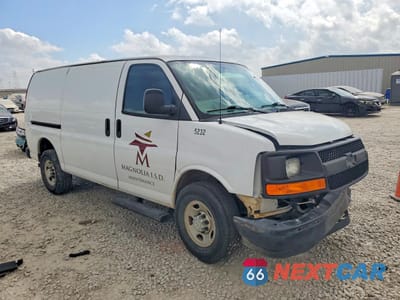 Czwarte zdjęcie samochodu z boku: 2017 CHEVROLET CHEVY EXPR VIN:1GCWGAFFXH1234109 - miniatura