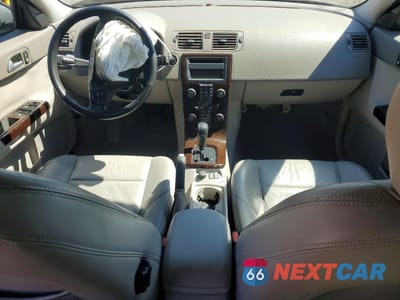 Zdjęcie 8 z 12 samochodu: 2005 VOLVO V50 2.4I VIN:YV1MW382952077768 - miniatura