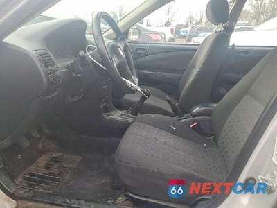 Zdjęcie 7 z 12 samochodu: 2001 TOYOTA COROLLA VIN:1NXBR12E01Z435006 - miniatura