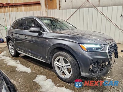 Czwarte zdjęcie samochodu z boku: 2025 AUDI Q5 VIN:WA1G2AFY9S2001998 - miniatura