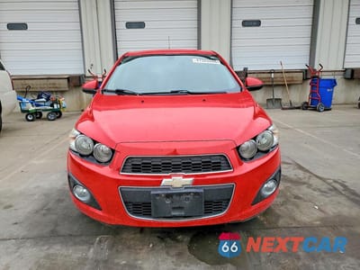 Piąte zdjęcie samochodu w środku: 2015 CHEV SONIC VIN:1G1JC5SH8F4119470 - miniatura
