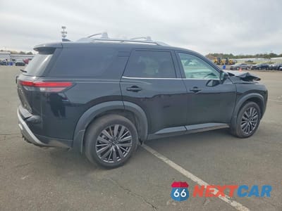 Trzecie zdjęcie samochodu z tyłu: 2025 NISSAN PATHFINDER SL VIN:5N1DR3CD9SC265360 - miniatura