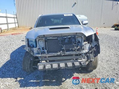 Piąte zdjęcie samochodu w środku: 2019 TOYOTA TACOMA TRD SPORT VIN:3TMCZ5AN8KM260382 - miniatura