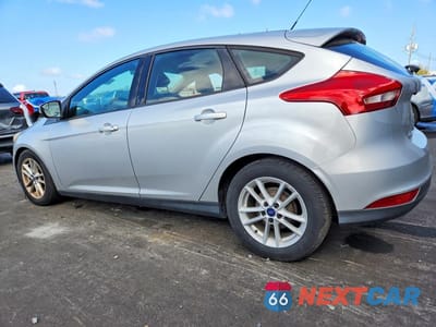 Drugie zdjęcie samochodu z przodu: 2015 FORD FOCUS SE VIN:1FADP3K2XFL222815 - miniatura