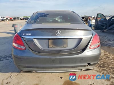 Zdjęcie 6 z 12 samochodu: 2016 MERCEDES-BENZ C 300 VIN:55SWF4JB8GU155776 - miniatura