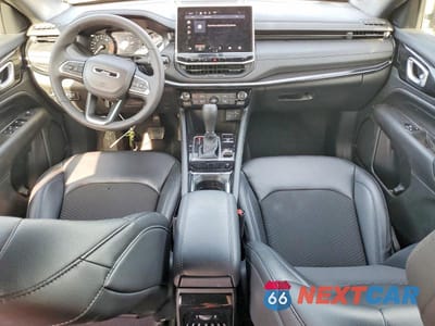 Zdjęcie 8 z 13 samochodu: 2026 JEEP COMPASS LATITUDE VIN:3C4NJDBN6TT200455 - miniatura