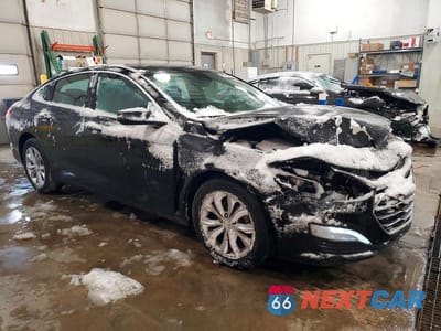 Czwarte zdjęcie samochodu z boku: 2023 CHEVROLET MALIBU LT VIN:1G1ZD5ST4PF138351 - miniatura