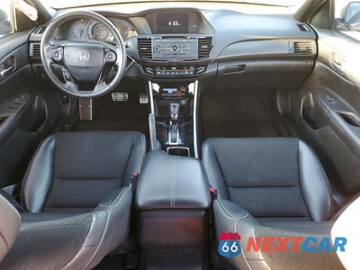 Zdjęcie 8 z 11 samochodu: 2017 HONDA ACCORD SPORT VIN:1HGCR2F59HA052493 - miniatura