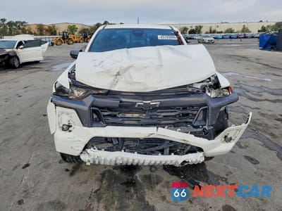 Piąte zdjęcie samochodu w środku: 2024 CHEVROLET COLORADO LT VIN:1GCGSCEC3R1251471 - miniatura