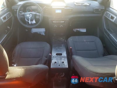 Zdjęcie 8 z 14 samochodu: 2024 FORD EXPLORER POLICE INTERCEPTOR VIN:1FM5K8AB9RGA26739 - miniatura