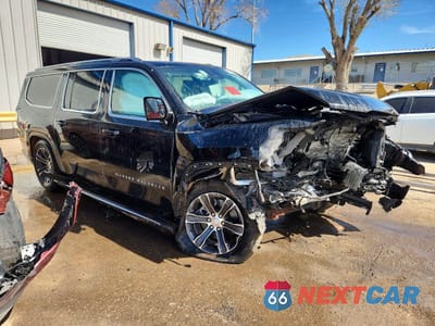 Czwarte zdjęcie samochodu z boku: 2024 JEEP GRAND WAGONEER L SERIES I VIN:1C4SJSEP6RS110088 - miniatura