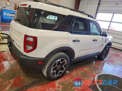 Trzecie zdjęcie samochodu z tyłu: 2022 FORD BRONCO SPORT BIG BEND VIN:3FMCR9B62NRE00718 - miniatura