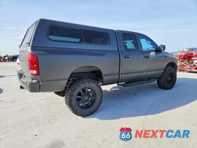 Trzecie zdjęcie samochodu z tyłu: 2002 DODGE RAM 1500 VIN:1D7HU18Z82J259399 - miniatura