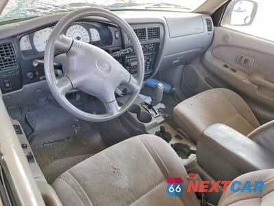 Zdjęcie 8 z 11 samochodu: 2001 TOYOTA TACOMA PRERUNNER V6 VIN:5TESN92N61Z745117 - miniatura