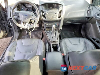 Zdjęcie 8 z 12 samochodu: 2016 FORD FOCUS SE VIN:1FADP3K27GL359597 - miniatura