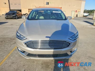 Piąte zdjęcie samochodu w środku: 2018 FORD FUSION TITANIUM VIN:3FA6P0D92JR168289 - miniatura