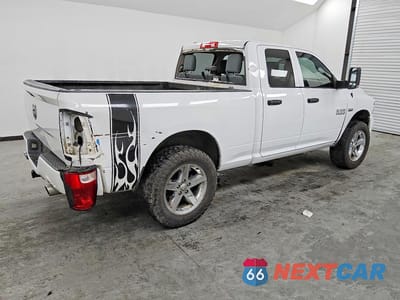 Trzecie zdjęcie samochodu z tyłu: 2017 RAM 1500 ST VIN:1C6RR6FT6HS514475 - miniatura