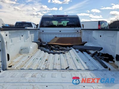 Zdjęcie 10 z 13 samochodu: 2026 CHEVROLET SILVERADO K2500 HEAVY DUTY VIN:1GC5KLE78TF161432 - miniatura