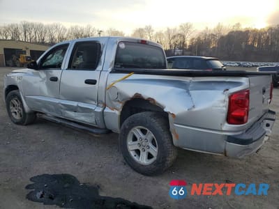 Drugie zdjęcie samochodu z przodu: 2011 DODGE DAKOTA SLT VIN:1D7RW3GK7BS691877 - miniatura