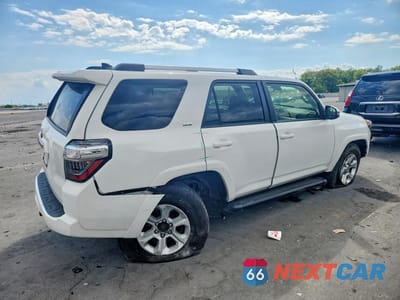 Trzecie zdjęcie samochodu z tyłu: 2023 TOYOTA 4RUNNER SR5 PREMIUM VIN:JTEFU5JR0P5289978 - miniatura