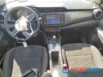 Zdjęcie 8 z 12 samochodu: 2021 NISSAN KICKS SV VIN:3N1CP5CV5ML510739 - miniatura