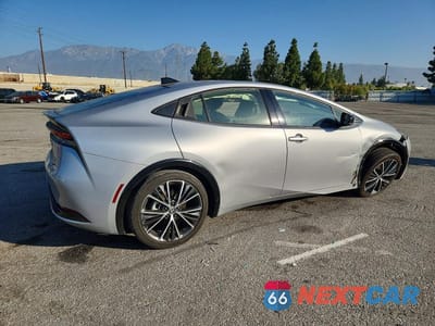 Trzecie zdjęcie samochodu z tyłu: 2023 TOYOTA PRIUS LIMITED VIN:JTDACAAU9P3001496 - miniatura