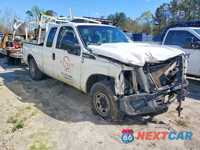 Czwarte zdjęcie samochodu z boku: 2012 FORD F250 SUPER DUTY VIN:1FT7X2A60CEB82556 - miniatura
