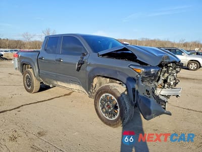 Czwarte zdjęcie samochodu z boku: 2025 TOYOTA TACOMA TRD OFF-ROAD VIN:3TYLE5JN5ST082723 - miniatura