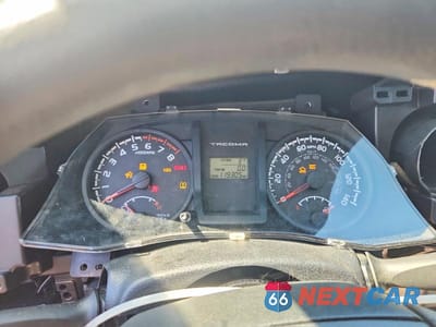 Zdjęcie 9 z 13 samochodu: 2017 TOYOTA TACOMA SR VIN:5TFAX5GN8HX103376 - miniatura