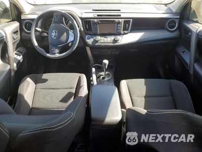 Zdjęcie 8 z 12 samochodu: 2018 TOYOTA RAV4 HYBRID LE VIN:JTMRJREV3JD183871 - miniatura