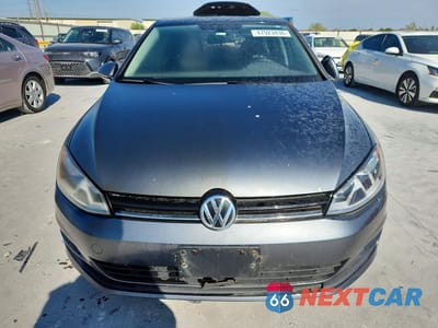 Piąte zdjęcie samochodu w środku: 2017 VOLKSWAGEN GOLF S VIN:3VW217AU7HM018940 - miniatura