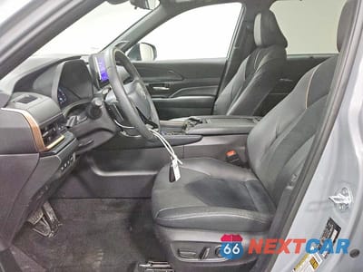 Zdjęcie 7 z 12 samochodu: 2025 TOYOTA GRAND HIGHLANDER HYBRID MAX PLATINUM VIN:5TDADAB51SS018787 - miniatura