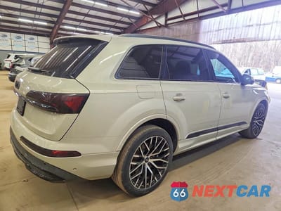 Trzecie zdjęcie samochodu z tyłu: 2022 AUDI Q7 PREMIUM PLUS VIN:WA1LXBF73ND004546 - miniatura