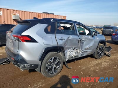 Trzecie zdjęcie samochodu z tyłu: 2023 TOYOTA RAV4 PRIME XSE VIN:JTMEB3FV9PD144413 - miniatura