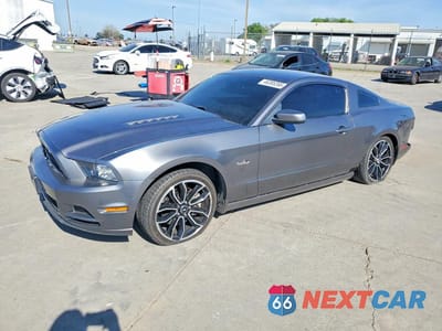 2013 FORD MUSTANG GT 1ZVBP8CF4D5284483 - główne zdjęcie licytacji z USA - miniatura