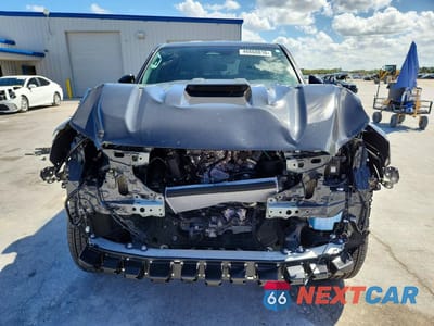 Piąte zdjęcie samochodu w środku: 2025 TOYOTA TACOMA TRD SPORT VIN:3TMKB5FN7SM038439 - miniatura